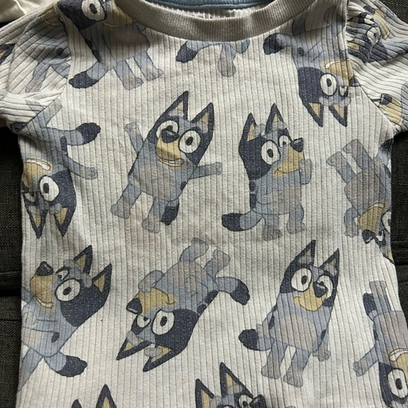 Bluey Kids Short Sleeve Tee - Gray - Picture 1 of 2